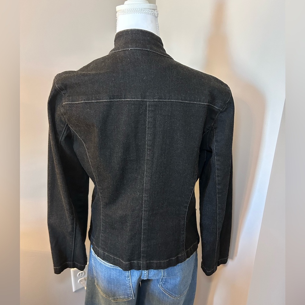 Women’s Black Denim Jean Jacket - Picture 3 of 12